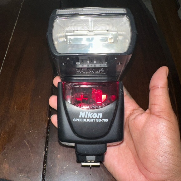 Nikon Speedlight SB-700